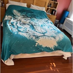 URBAN OUTFITTERS DENY TIGER DUVET COVER FULL/QUEEN SIZE AQUA/CREAM 100 % cotton